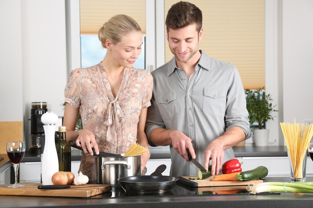 Energiesparen beim Kochen indem man mehrere Gericht koch